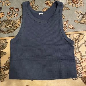 Boutique cropped shirt